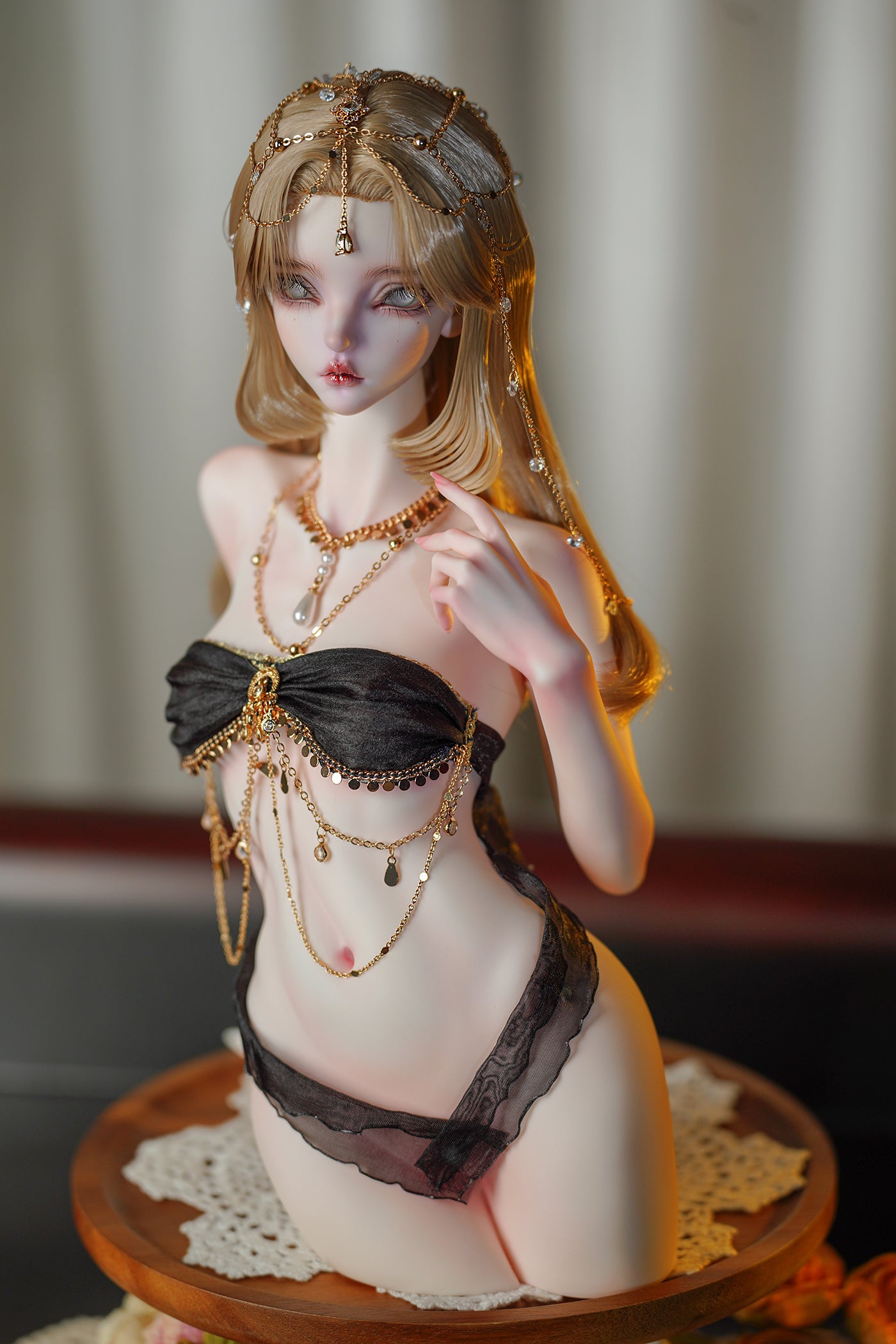 Coral Reef x Jiu Er Cat - Witch & Girl (BJD Bust Stand) : PreOrder