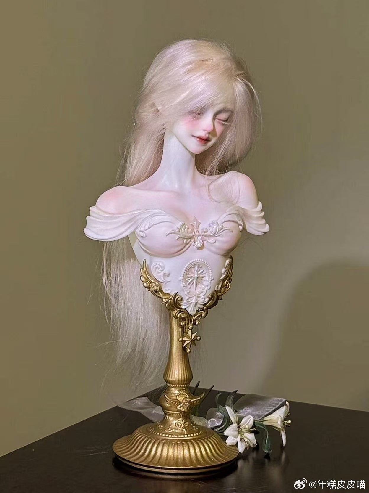 Laluna Doll - Cinderella bust stand (BJD Bust stand) : PreOrder - Anubis Doll Café